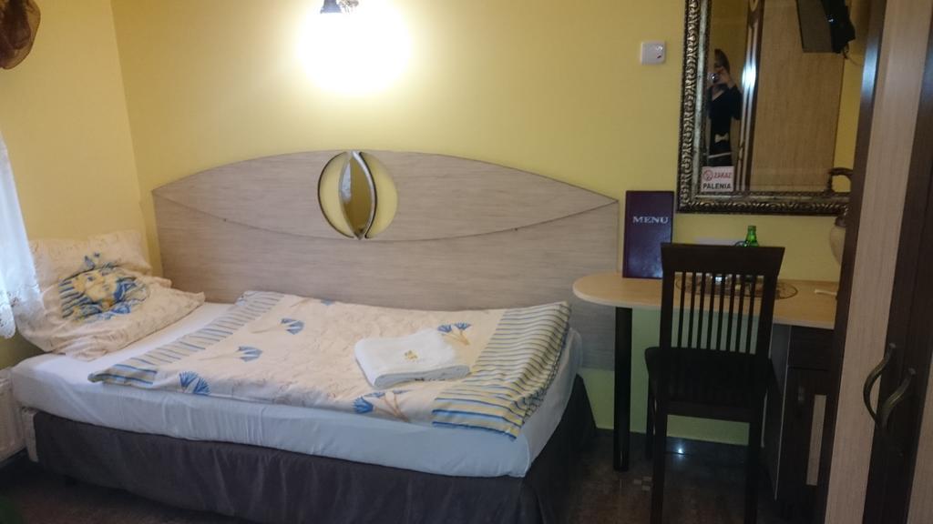 קילצה Hotel Faraon מראה חיצוני תמונה